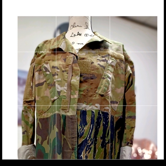 Top - Picture 2 of 2